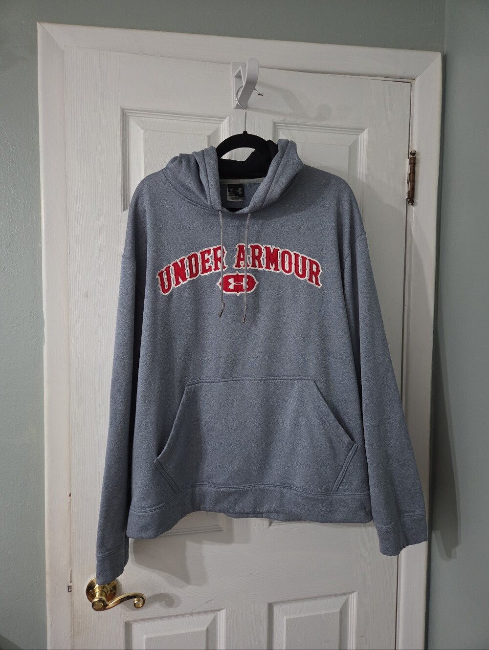 Under Armour Men's Light Gray Crewneck Hoodie with Red Logo  L